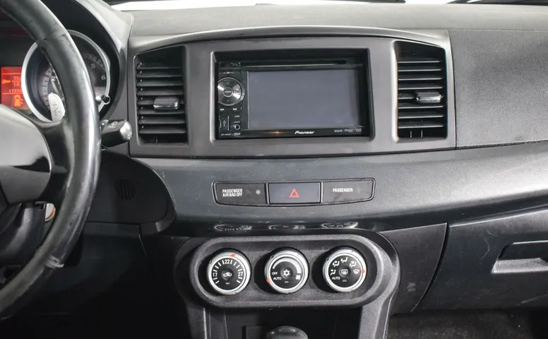 Mitsubishi Lancer