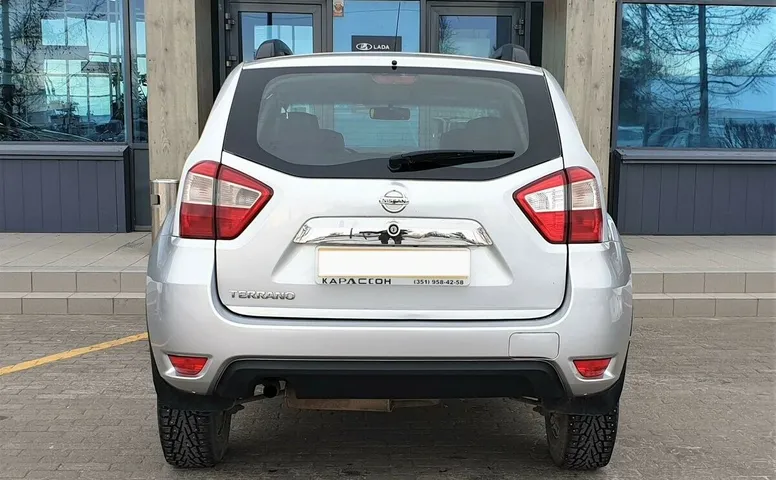 Nissan Terrano III (D10)