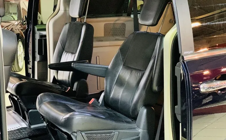 Chrysler Voyager V Grand