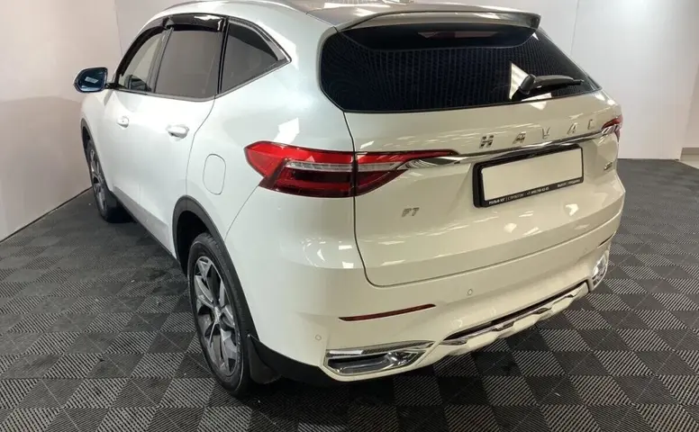 Haval F7