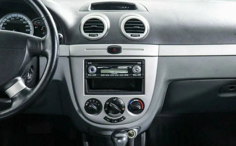 Chevrolet Lacetti 1.6 Автомат