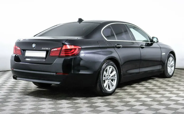 BMW 5 серии VI (F10/F11/F07)
