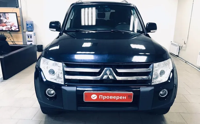 Mitsubishi Pajero IV