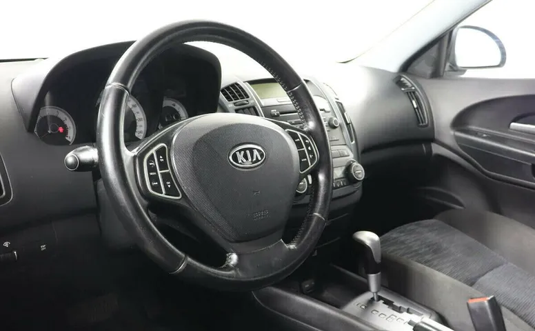 Kia Ceed I