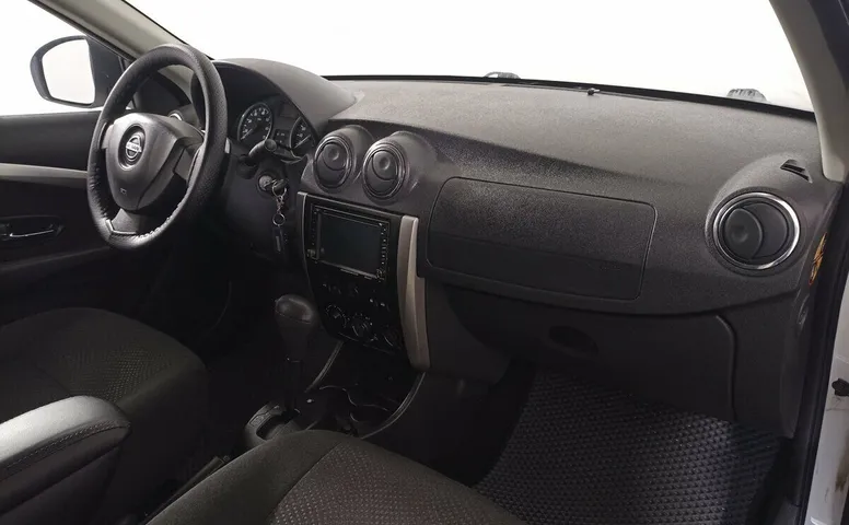 Nissan Almera III (G15)