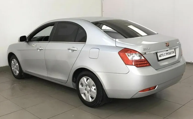 Geely EMGRAND 1.5 MT (98 л.с.)