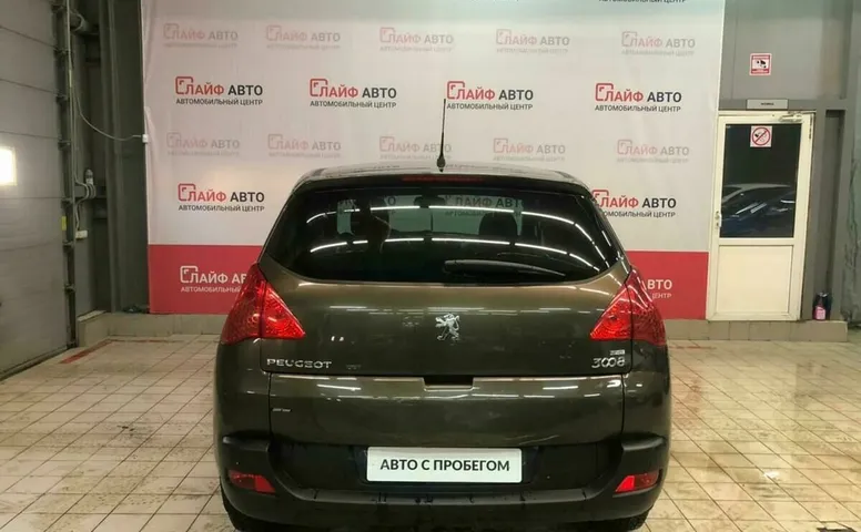 Peugeot 3008 1.6 AT (150 л.с.)