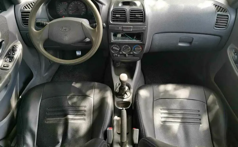 Hyundai ACCENT 1.5 MT (102 л.с.)