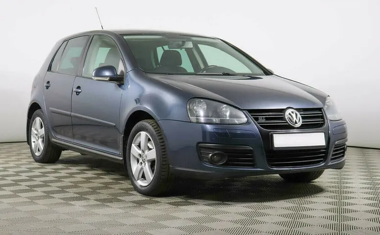 Volkswagen Golf VI