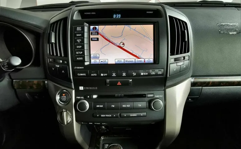 Toyota Land Cruiser 4.7 4WD AT (288 л.с.) Люкс Серый
