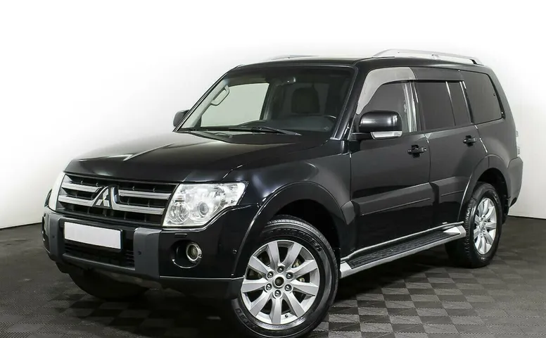 Mitsubishi Pajero IV