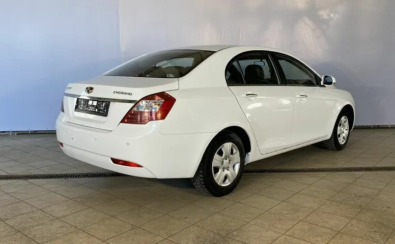 Geely EMGRAND 1.8 MT (126 л.с.)