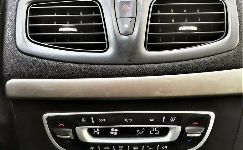 Renault fluence