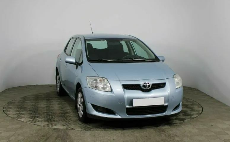 Toyota Auris I