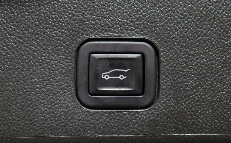 Cadillac SRX II Рестайлинг
