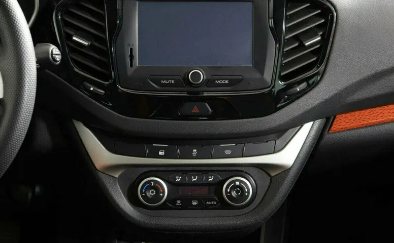 LADA (ВАЗ) Vesta 1.8 Робот