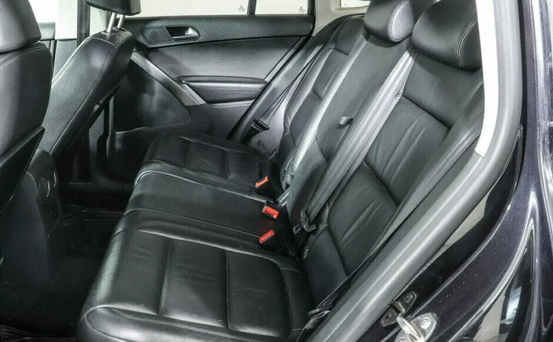 Volkswagen Tiguan 2.0 Автомат