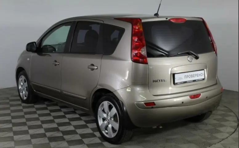 Nissan Note I