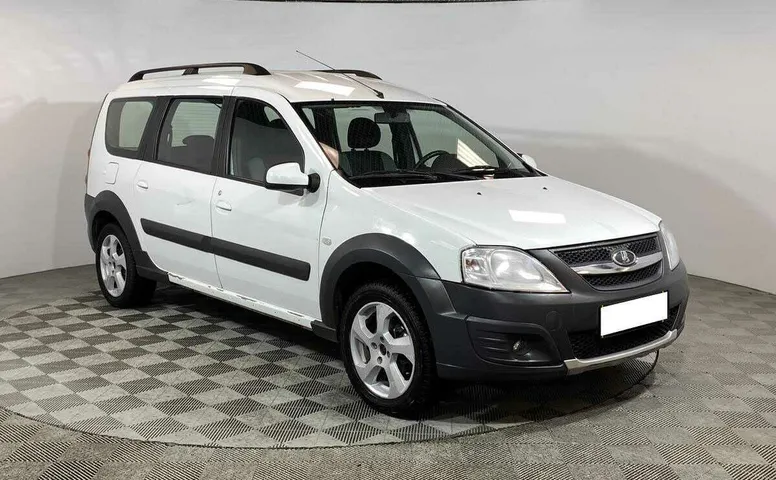 Lada (ваз) largus cross мкпп 2018 с пробегом 65 901 км