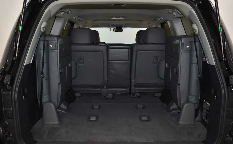 Toyota land cruiser 200 series