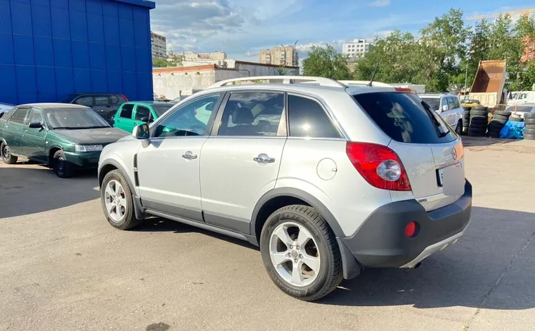 Opel Antara