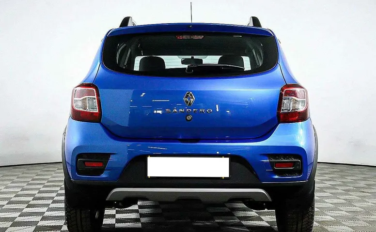 Renault sandero stepway акпп 2021 с пробегом 9 830 км
