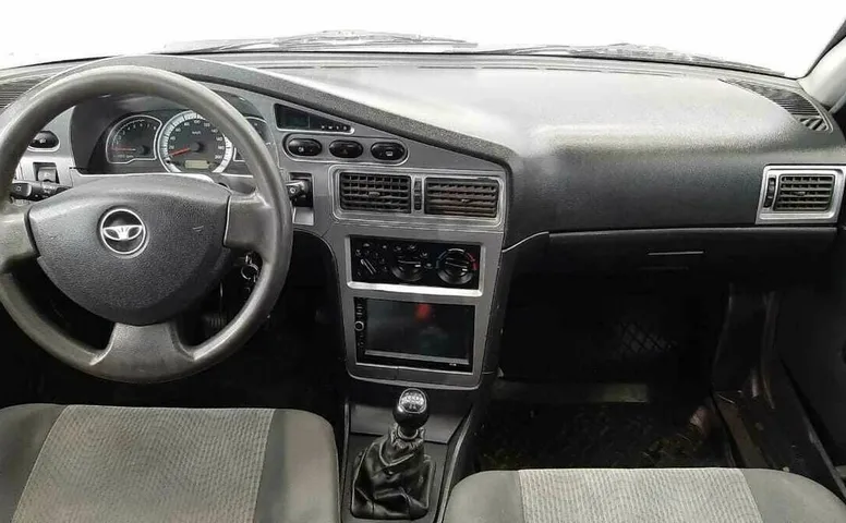 Daewoo NEXIA 1.6 MT (109 л.с.)