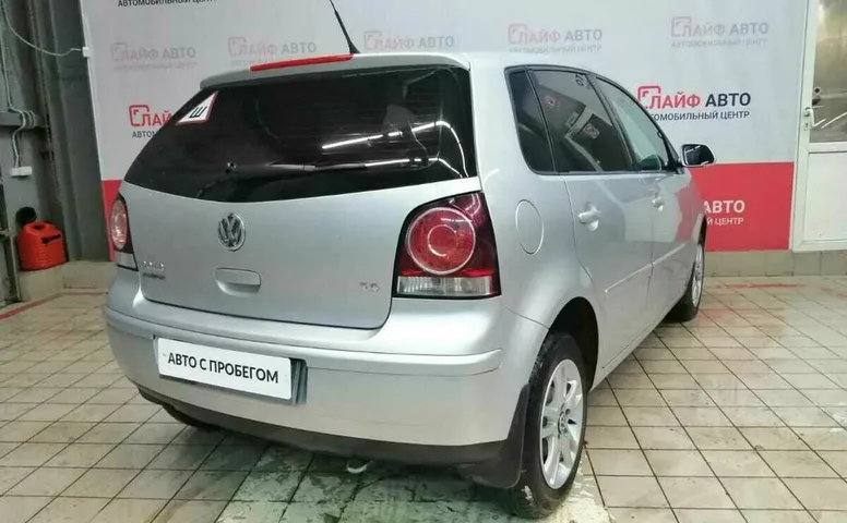 Volkswagen POLO 1.4 MT (80 л.с.)