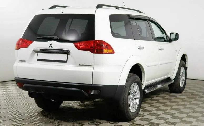 Mitsubishi Pajero Sport 3.0 Автомат
