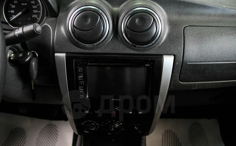 Nissan Almera, 3 поколение