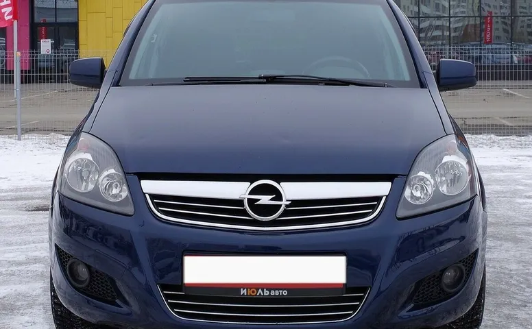 Opel Zafira B Рестайлинг