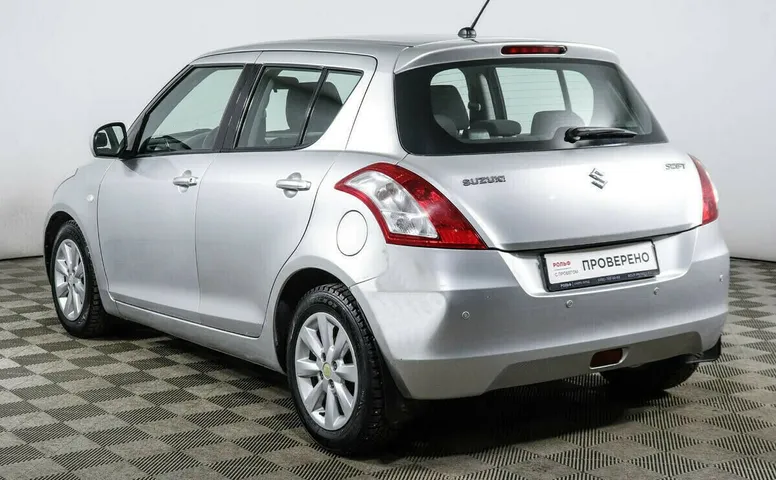 Suzuki Swift IV