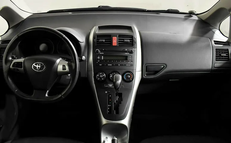 Toyota Auris I Рестайлинг