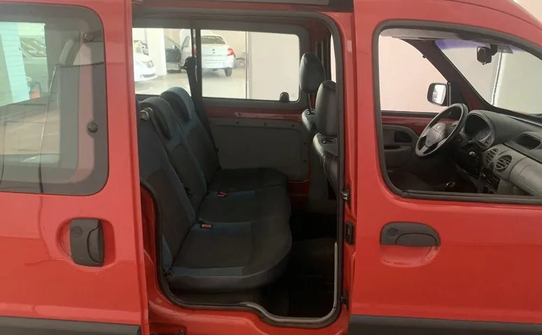 Renault KANGOO 1.5d MT (61 л.с.)