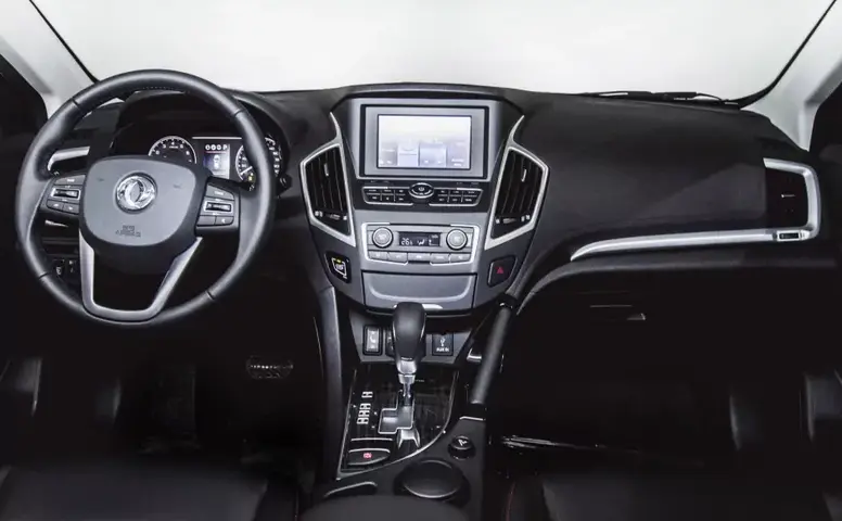 DongFeng AX7