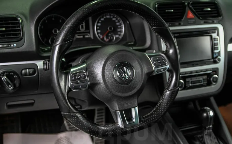Volkswagen Scirocco, 3 поколение