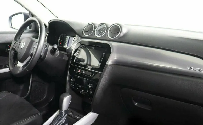 Suzuki Vitara 1.6 Автомат