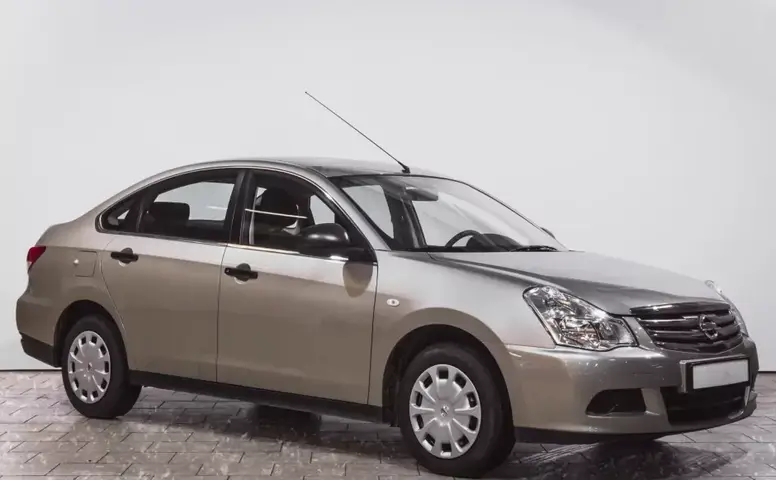 Nissan Almera