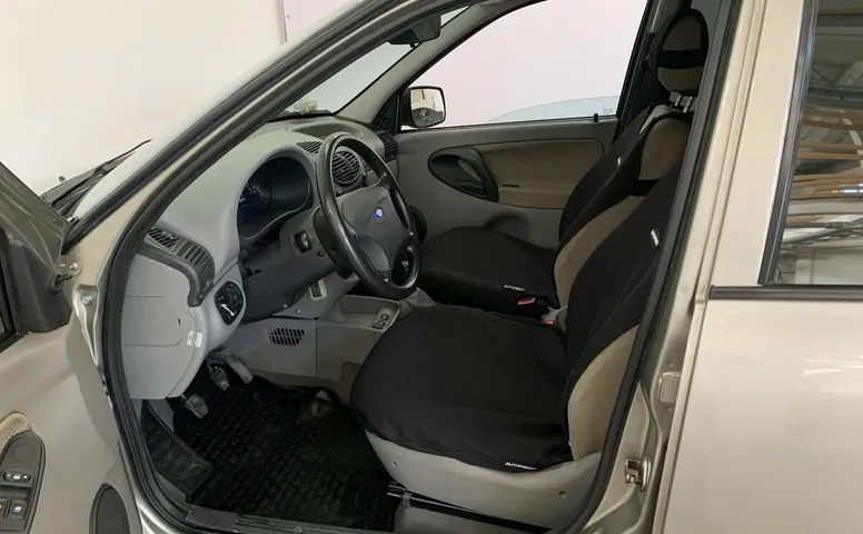 LADA (ВАЗ) KALINA 1.6 MT (81 л.с.)