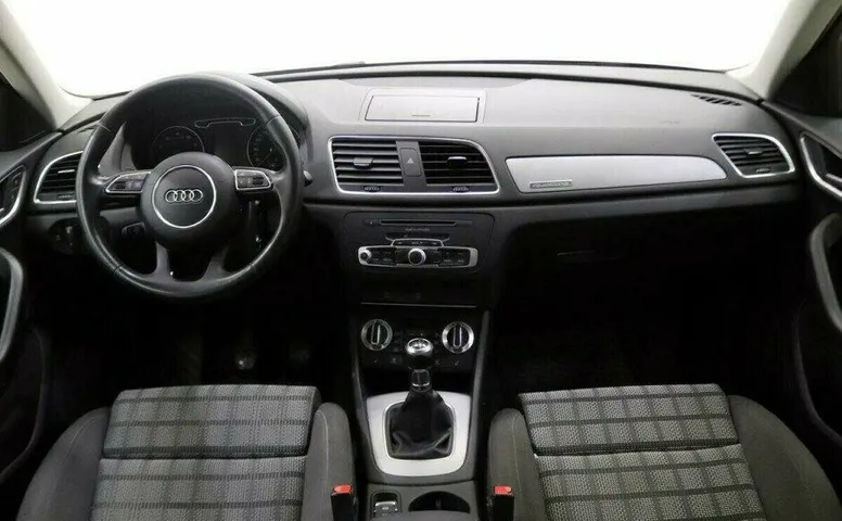 Audi Q3 2.0 Робот