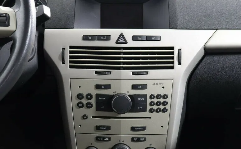 Opel Astra H Рестайлинг