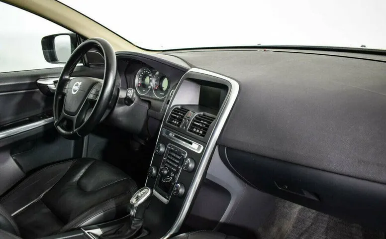 Volvo XC60 2.0 Робот