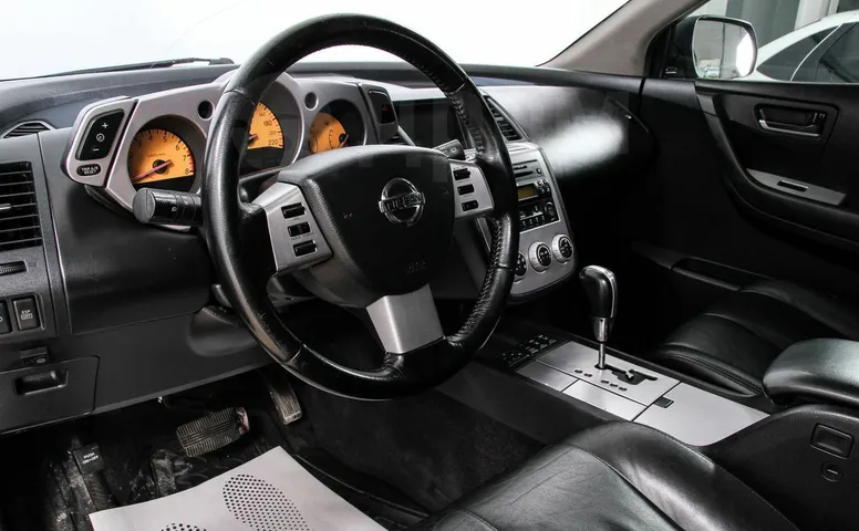 Nissan Murano, 1 поколение