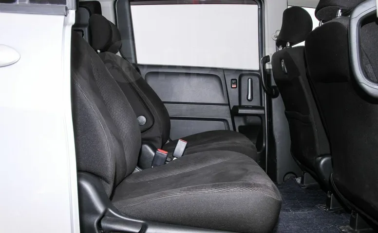 Honda Freed, 1 поколение