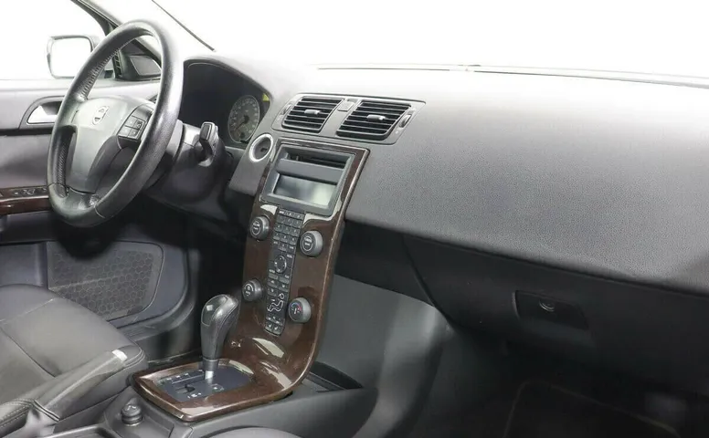 Volvo S40 II