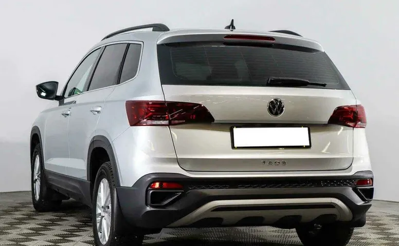 Volkswagen taos робот 2021 с пробегом 21 938 км