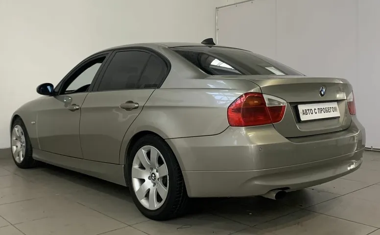 BMW 3ER 318i 2.0 AT (129 л.с.)