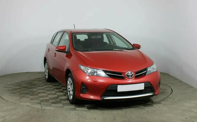 Toyota Auris II