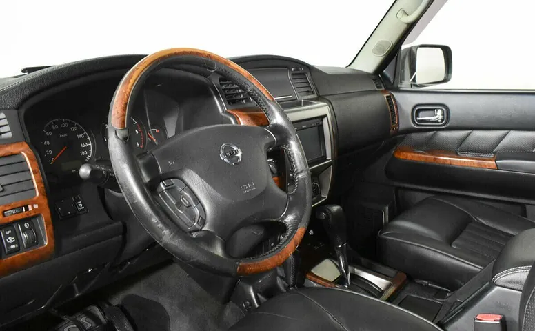 Nissan patrol