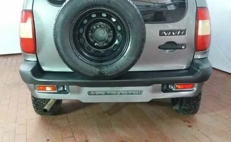 Chevrolet NIVA 1.7 MT (80 л.с.) 4WD